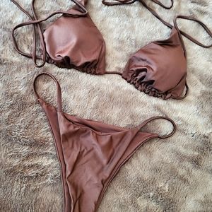 Garage Bikini medium